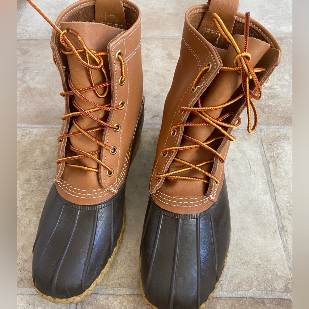 LIKE NEW Womens LL Bean Boots